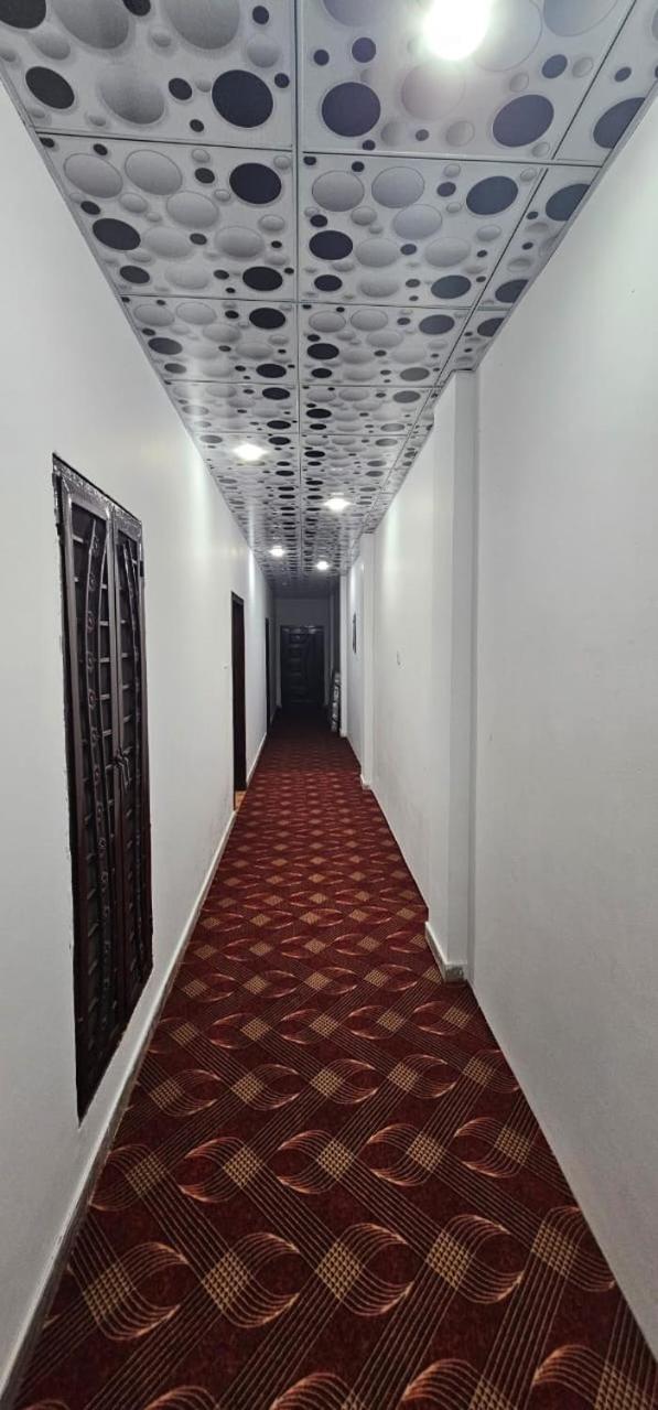 Town Guest House Toba Tek Singh Ngoại thất bức ảnh